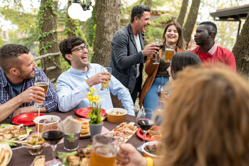 Discover Kenwood’s Culinary Charms: The Best Restaurants, Cafés, and Food Finds in Greenwood’s Best-Kept Secret